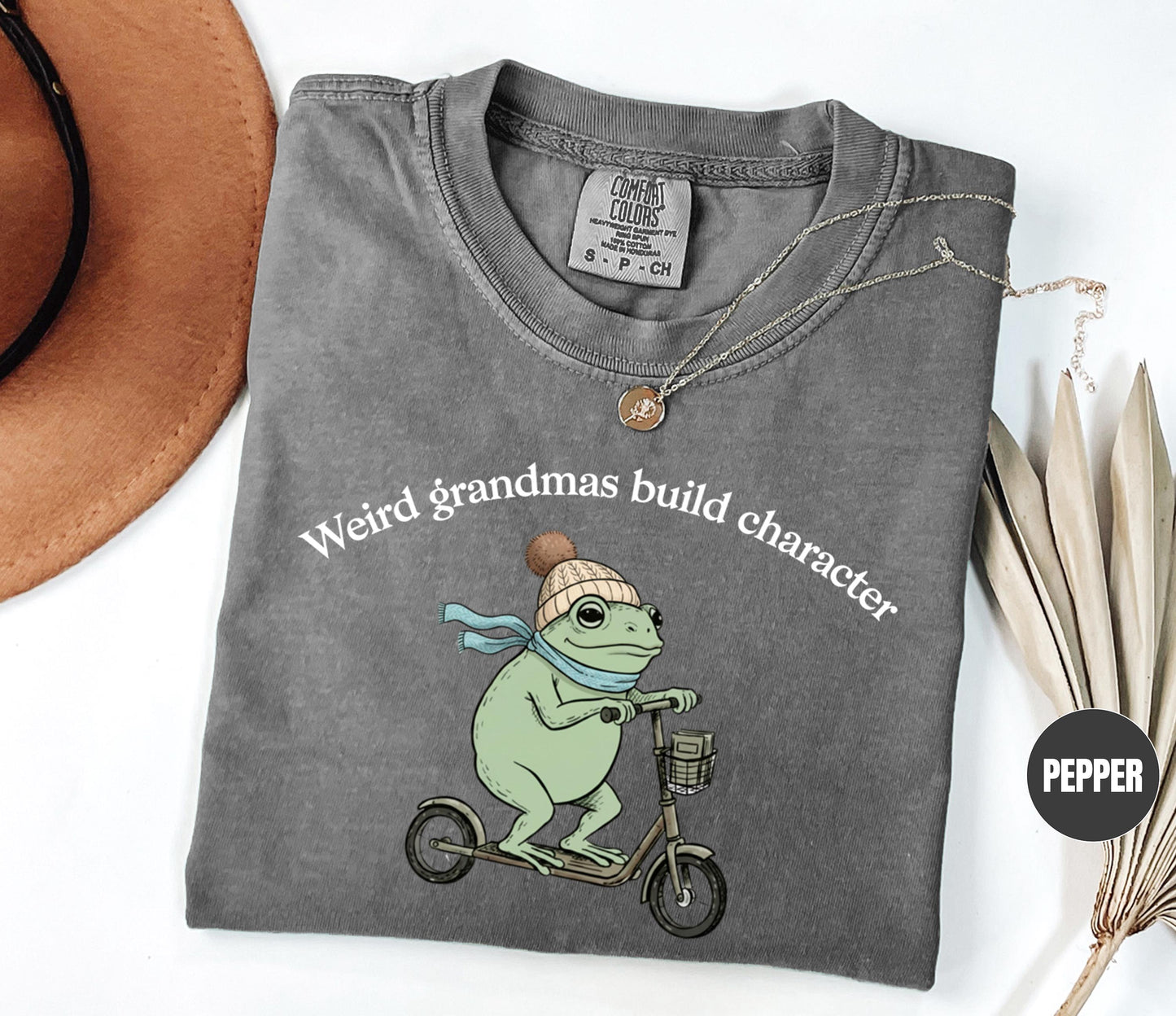 Funny Grandma Tee, Mother's Day Gift for Grandma, Grandma Birthday Outfit, Cool Grandma Quote, Comfort Colors Funny Frog Best Nana Shirt