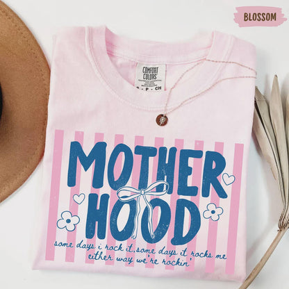Comfort Colors®Retro Motherhood Shirt, Trendy Mama Shirt, Mom Life Tee, Oversized Graphic Mom T-Shirt, Cool Mom Club Shirt, Mothers Day Gift