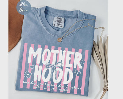 Comfort Colors®Retro Motherhood Shirt, Trendy Mama Shirt, Mom Life Tee, Oversized Graphic Mom T-Shirt, Cool Mom Club Shirt, Mothers Day Gift
