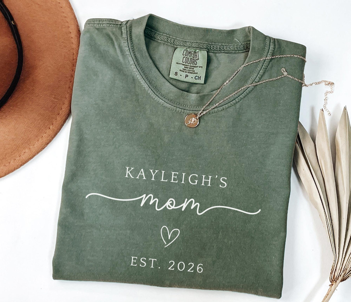 New Mom personalized shirt, Mom to be shirt for new mom Mothers day shirt for Mom t-shirt Custom Mother shirt Mom est. year shirt mom gift